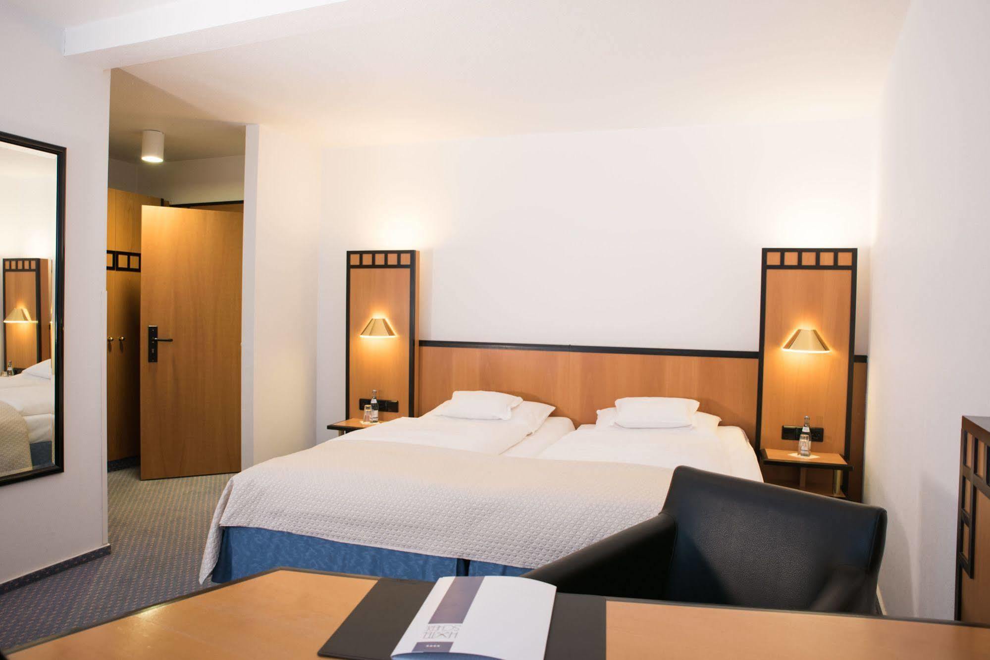 Hotel Schere Northeim Esterno foto